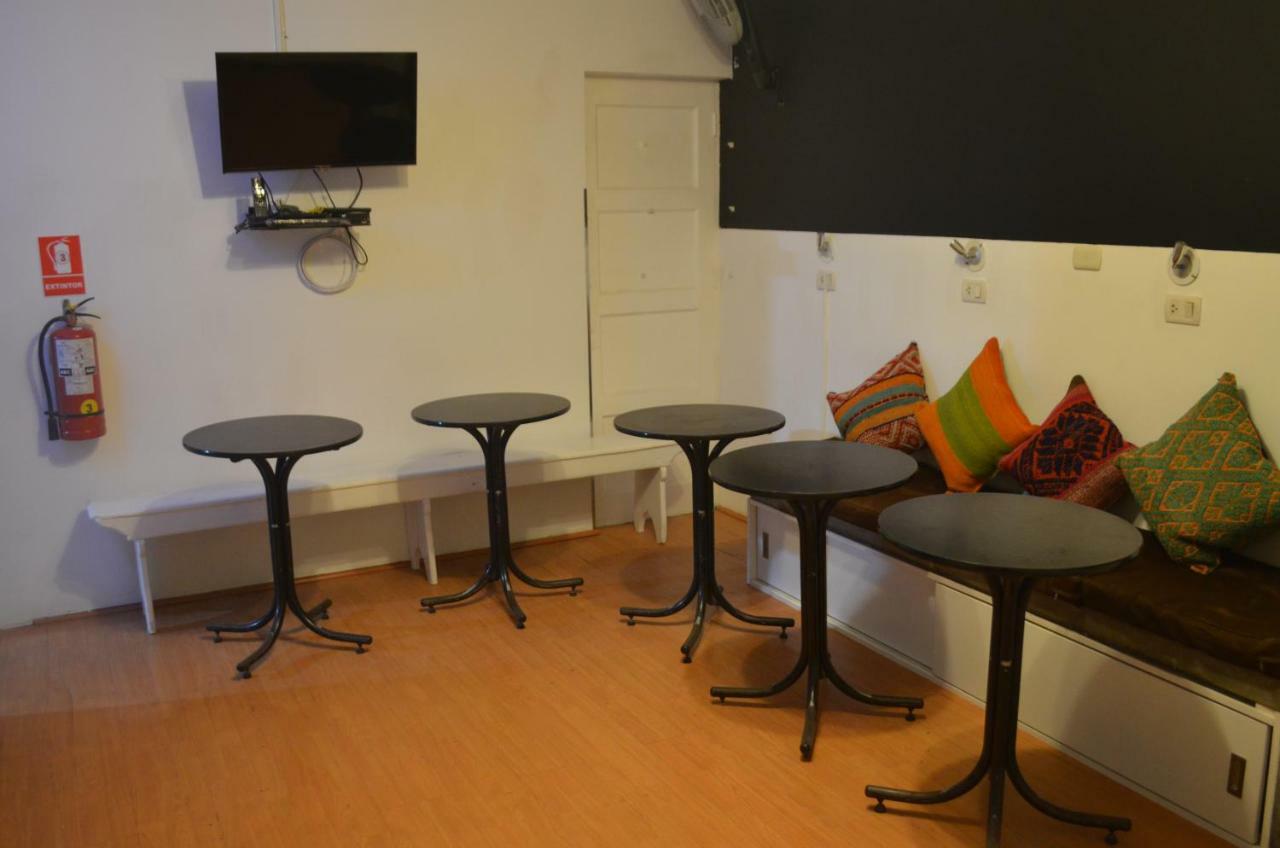 Andes Backpackers Hostel Lima Exterior photo